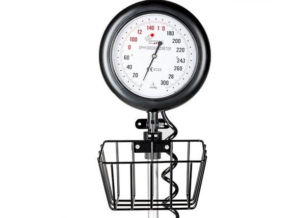 فشارسنج عقربه ای پایه دار با سبد آلومینیومی زنیت مد 7003