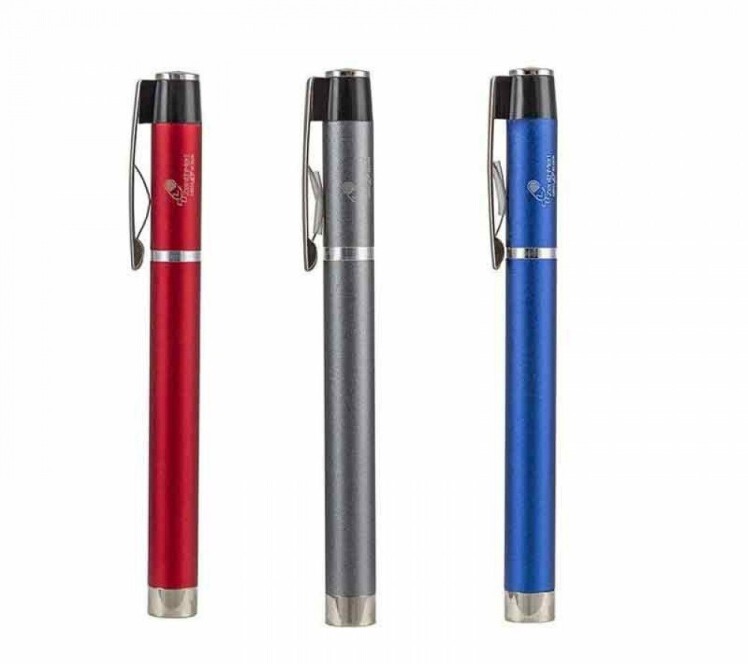 چراغ قوه پزشکی